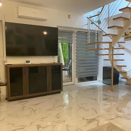 Vila Smiltynes Pusele Kursiu Nerijoje Villa *